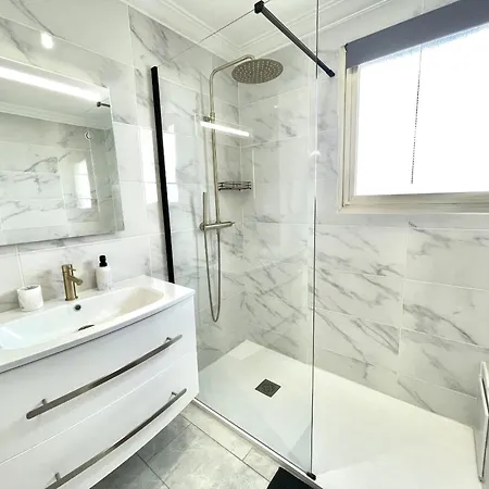 Vezelay 3 Luxury 3 Bedrooms, By Welcome To Cannes
