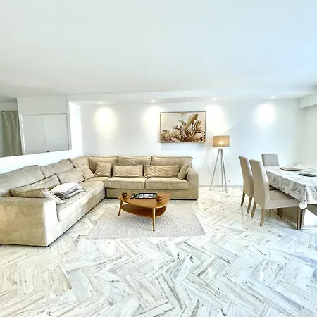 Vezelay 3 Luxury 3 Bedrooms, By Welcome To